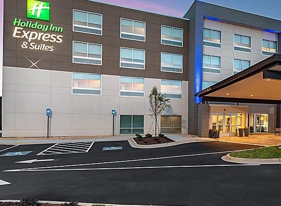 Holiday Inn Express & Suites Building