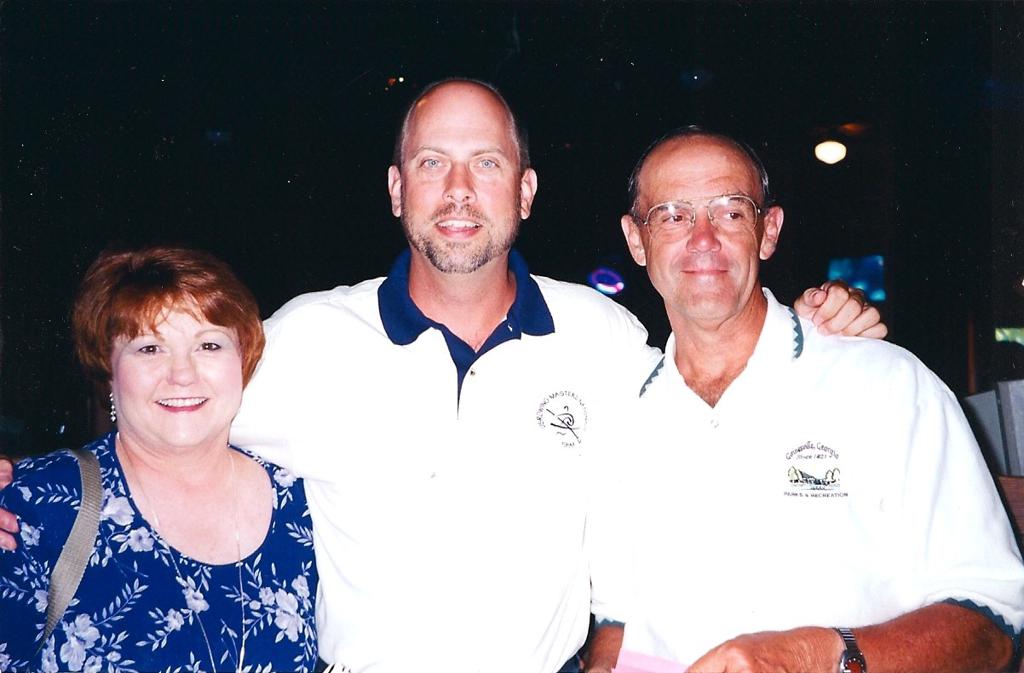 The Wise's posing for a photo with a friend
