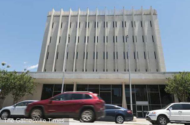 Regions bank exterior